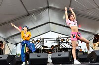 おやすみホログラム×アヒトイナザワ（撮影：橋本塁）