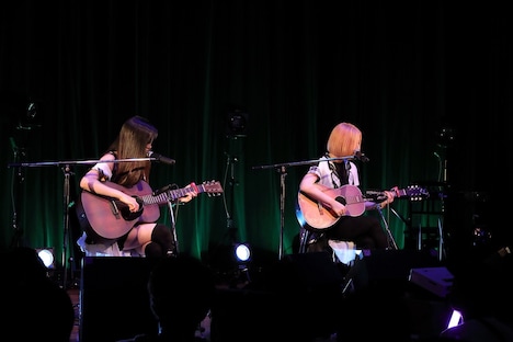 ROSE A REAL（写真提供：avex）