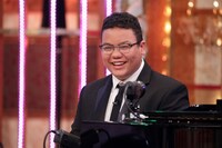 アメリカ・ニューヨークのカーネギーホールで演奏経験のある“アメリカの神童”ジョシュア・ムーンくん。