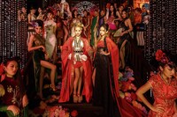 ジョリン・ツァイと安室奈美恵のコラボビジュアル。