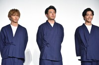 左から佐藤大樹、山下健二郎、佐藤寛太。