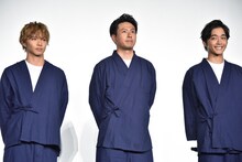 左から佐藤大樹、山下健二郎、佐藤寛太。