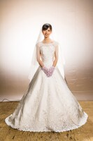 映画「あの頃、君を追いかけた」より、ウエディングドレス姿の齋藤飛鳥。(c)「あの頃、君を追いかけた」フィルムパートナーズ