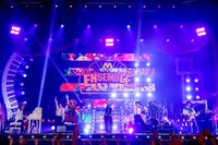 「ENSEMBLE TOUR ～ソワレ・ドゥ・ラ・ブリュ～」の様子。（Photo by Hajime Kamiiisaka）