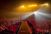 「ENSEMBLE TOUR ~ソワレ・ドゥ・ラ・ブリュ~」の様子。(Photo by Hajime Kamiiisaka)