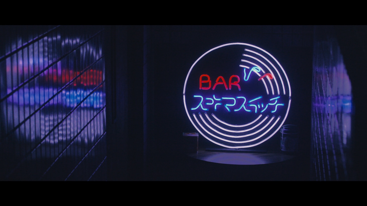 「Revival」MVのワンシーン。