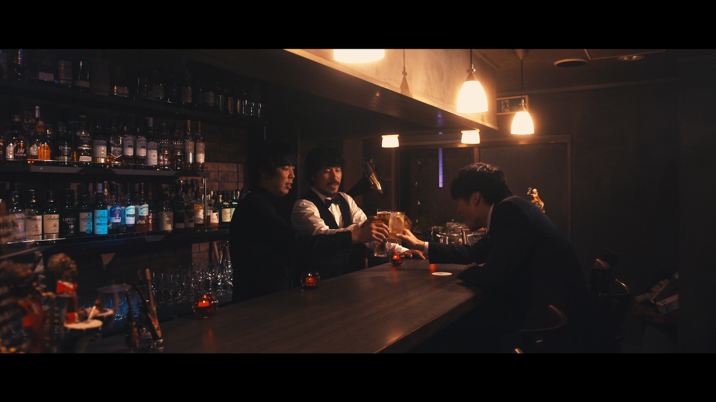 「Revival」MVのワンシーン。
