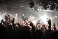 ゆくえしれずつれづれ「英艶奴 脱退LIVE」の様子。（撮影：関上貴也）