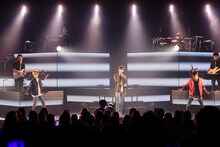 「w-inds. LIVE TOUR 2018 "100"」東京・東京国際フォーラム ホールA公演の様子。（撮影：福岡諒祠）