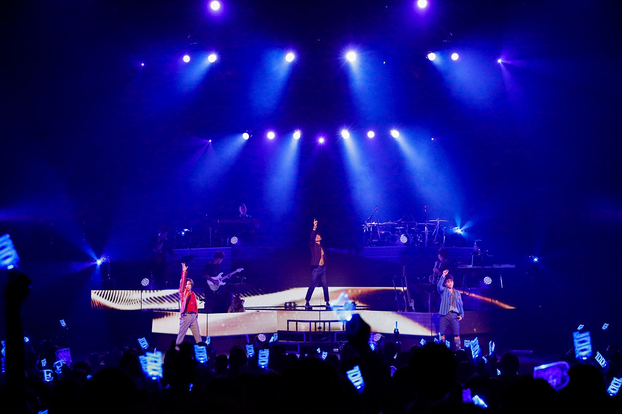「w-inds. LIVE TOUR 2018 "100"」東京・東京国際フォーラム ホールA公演の様子。（撮影：福岡諒祠）