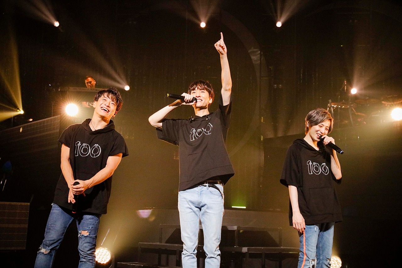「w-inds. LIVE TOUR 2018 "100"」東京・東京国際フォーラム ホールA公演の様子。（撮影：福岡諒祠）