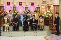 日本テレビ系「行列のできる法律相談所」収録時の様子。(c)日本テレビ