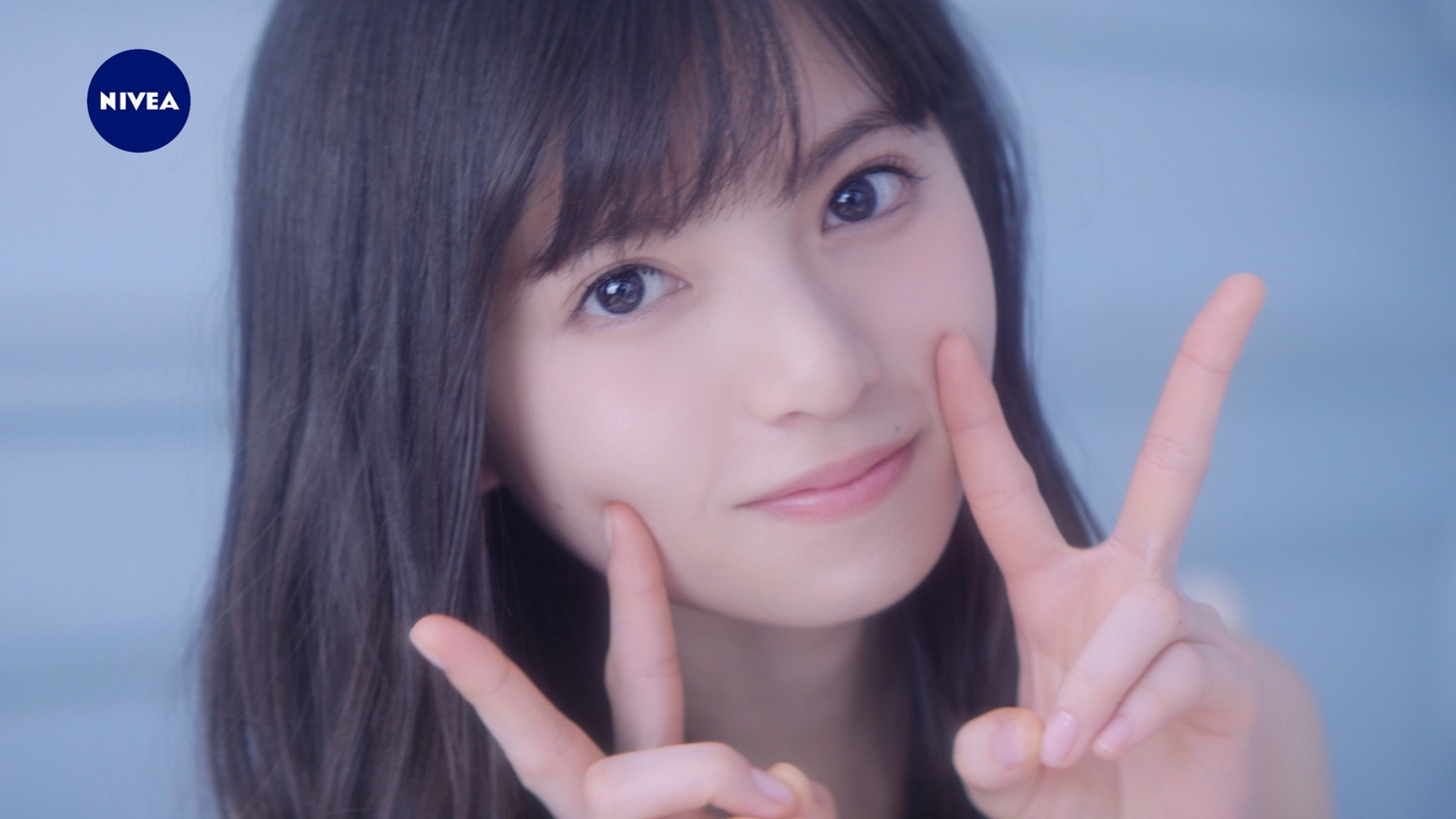 「ニベアボディ マシュマロケア」テレビCM「ふわわせ」編のワンシーン。