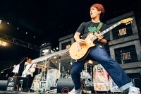 HIROKAZ（G / 04 Limited Sazabys）（撮影：中野修也）