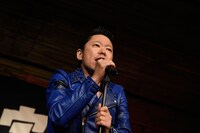 破壊（Vo / グループ魂）（撮影：緒車寿一）