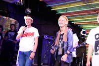 「三宅ロックフェスティバル vol.3」アンコールの様子。（撮影：緒車寿一）