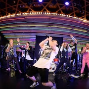 石鹸、泣かずに笑顔!グループ魂が初「三宅ロックフェス」大阪編でザ・たこさんと対バン