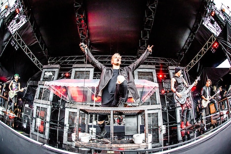 coldrain（撮影：青木カズロー）