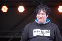 岡崎体育（撮影：釘野孝弘）