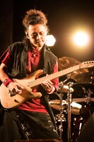 大澤敦史（Vo, G / 打首獄門同好会）（撮影：釘野孝弘）