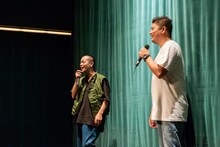 左から峯田和伸、木本健太。（撮影：石井小太郎）