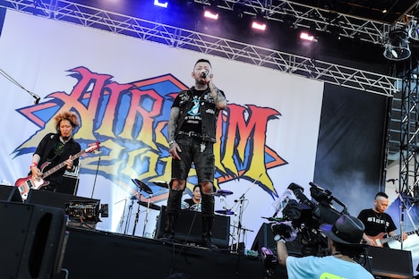 SLANG（撮影：本田裕二）