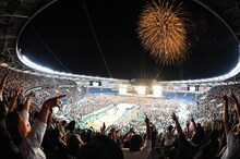 「AIR JAM 2018」でのHi-STANDARDのアクトの様子。（撮影：本田裕二）