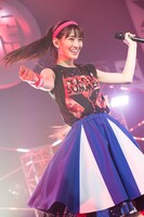 秋本帆華（撮影：川嶋謙吾、渡邊玲奈［田中聖太郎写真事務所］）