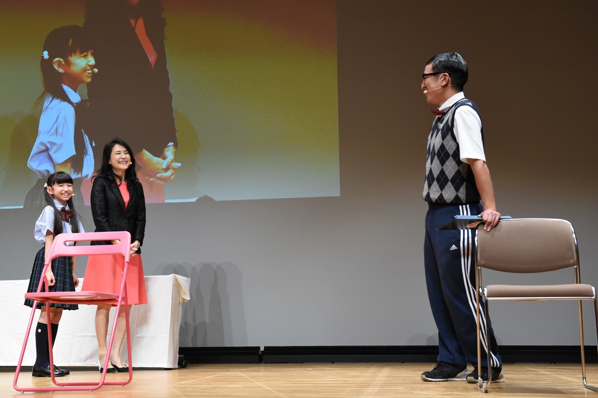 左から野崎結愛、諏内えみ、森ハヤシ。