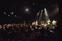 脇田もなり「2ndアルバム『AHEAD!』リリース・ツアー・ファイナル＆脇田もなりソロ2周年」アンコールの様子。