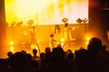 Maison book girl（撮影：稲垣謙一）