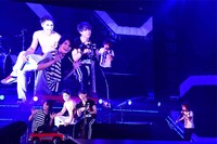 ゴールデンボンバー (c)テレビ朝日ドリームフェスティバル2018（撮影：岸田哲平）