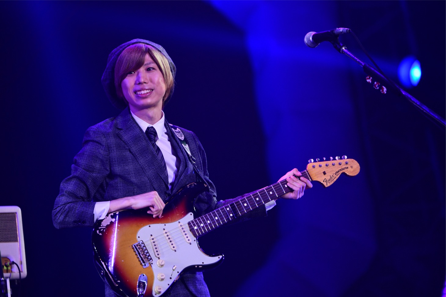 小笹大輔（G / Official髭男dism）(c)テレビ朝日 ドリームフェスティバル 2018 / 写真：岸田哲平