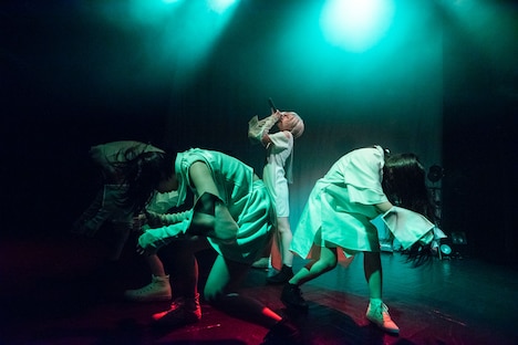 Maison book girl（撮影：稲垣謙一）