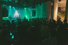 「JAMESON HALLOWEEN FES」ローンチイベントでのNewspeakのライブの様子（写真提供：ジェムソン）