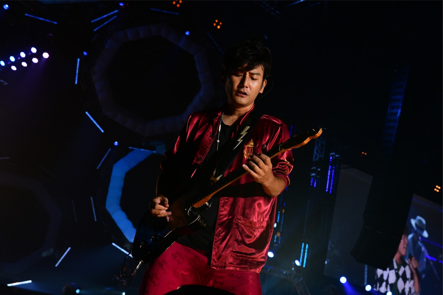 新藤晴一（G / ポルノグラフィティ） (c)テレビ朝日ドリームフェスティバル2018（撮影：岸田哲平）