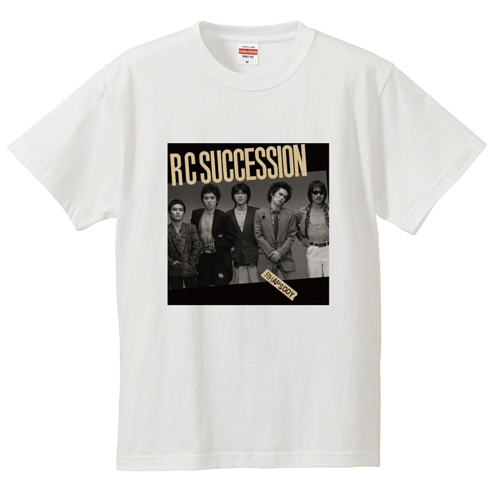 M∞CARD付きTシャツの表面。