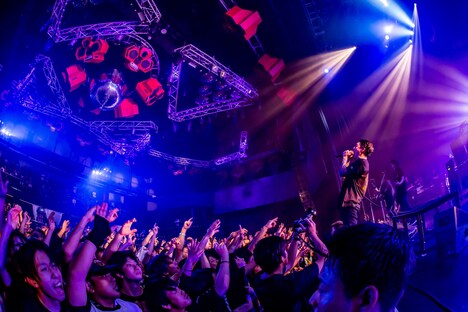 「TRUE NORTH FESTIVAL 2018」でのCrystal Lake。（Photo by Takashi"TAKA" Konuma）