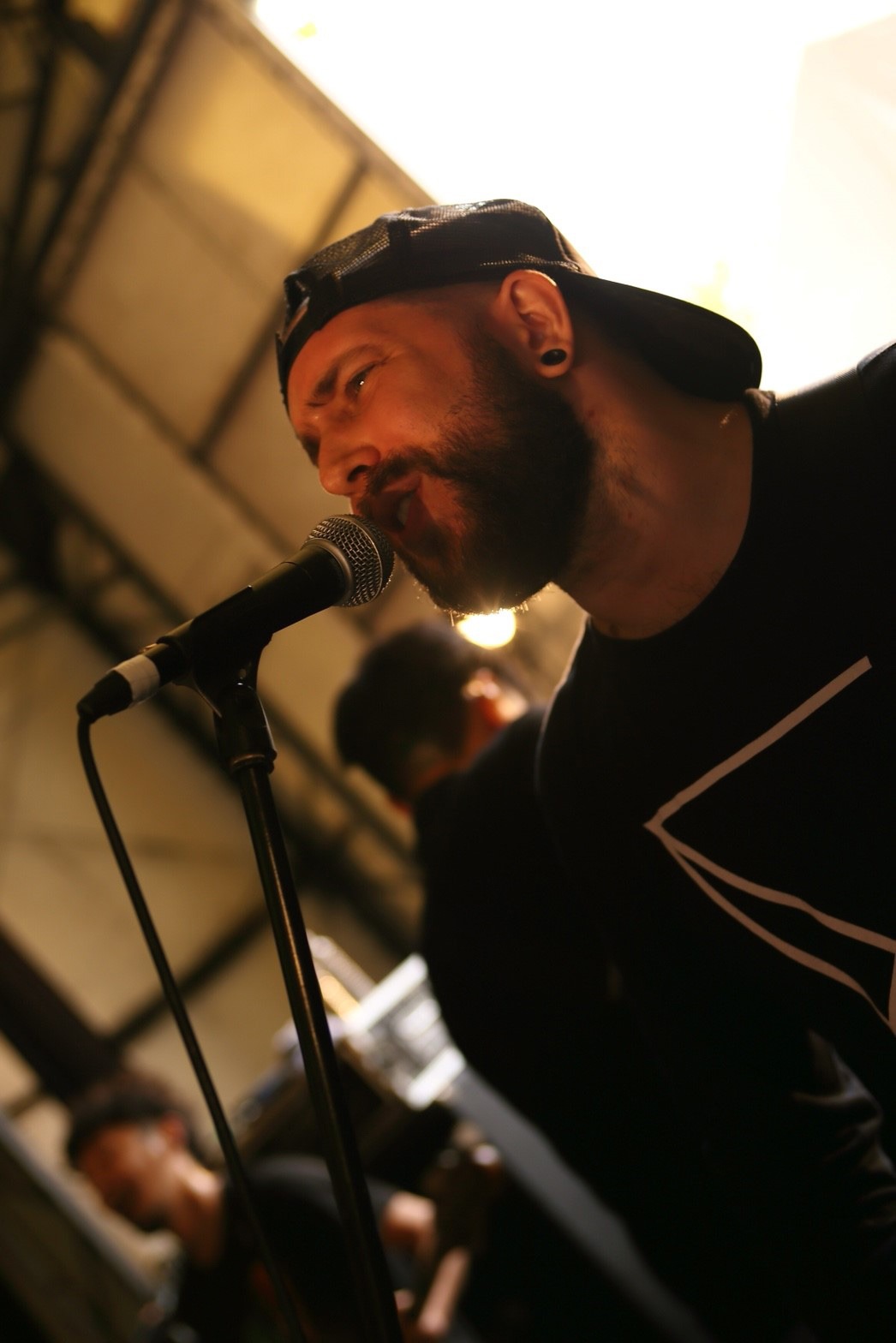 Adam（G / Versus the Night）（Photo by PE-SK）