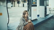 yonige「どうでもよくなる」ミュージックビデオのワンシーン。