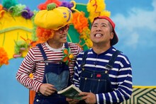 勝地涼扮するジミー（左）とハライチ澤部扮するお兄さん（右）。