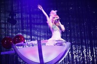 埼玉・和光市民文化センター サンアゼリア 大ホール公演の様子。（Photo by Aki Ishii）