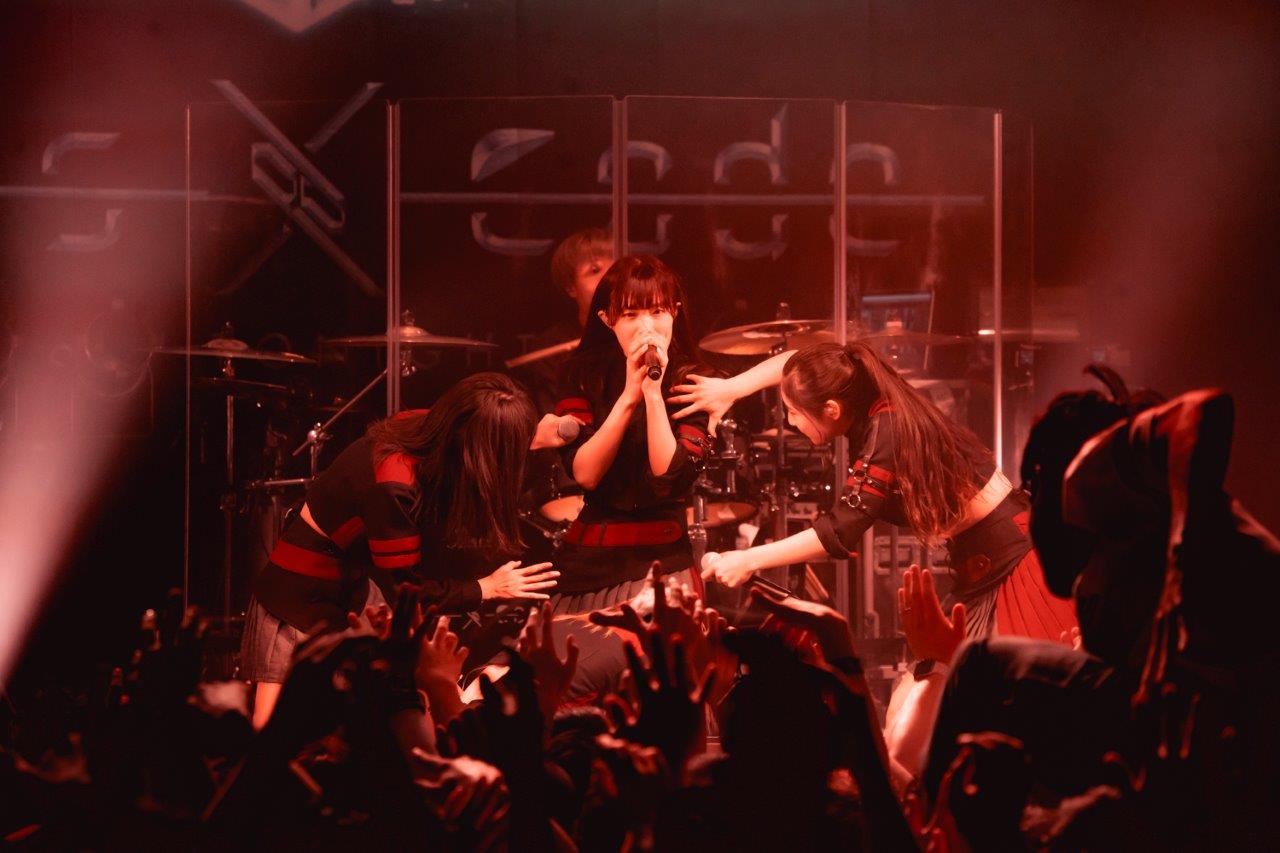 「PassCode Taking you out TONIGHT! Tour 2018」東京・TSUTAYA O-EAST公演の様子。（Photo by Shumpei Kato）