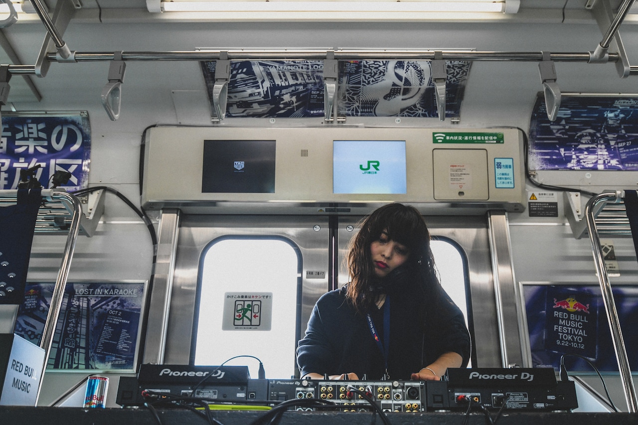 Licaxxxのパフォーマンスの様子。（Photo by Keisuke Kato）