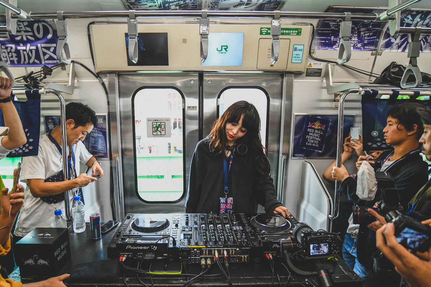 Licaxxxのパフォーマンスの様子。（Photo by Keisuke Kato）