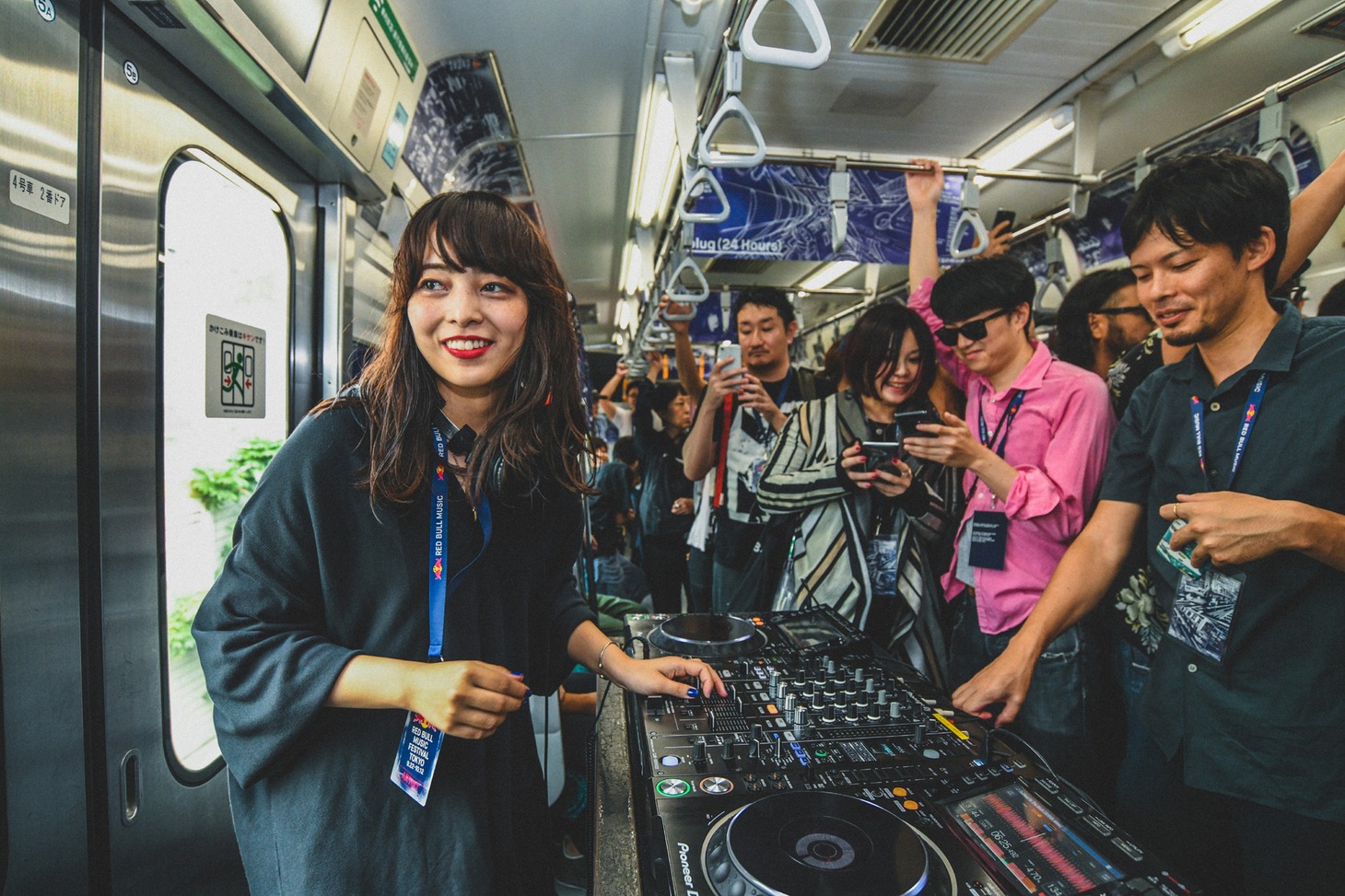 Licaxxxのパフォーマンスの様子。（Photo by Keisuke Kato）