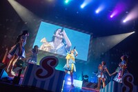 「PASSPO☆歌って踊って奏でる対バンツアー～Road to 中野サンプラザ～」東京・中野サンプラザホール公演の様子。（撮影：古川朋久）