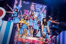 「PASSPO☆歌って踊って奏でる対バンツアー～Road to 中野サンプラザ～」東京・中野サンプラザホール公演の様子。（撮影：古川朋久）