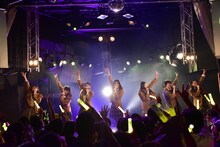 「はちみつロケット 1st ワンマンライブ H.R.HONEY♪～明日何してる？渋谷に行こうよ！～」第2部の様子。