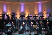 私立恵比寿中学「エビ中 秋空と松虫と音楽のつどい 題して『ちゅうおん』2018」の様子。